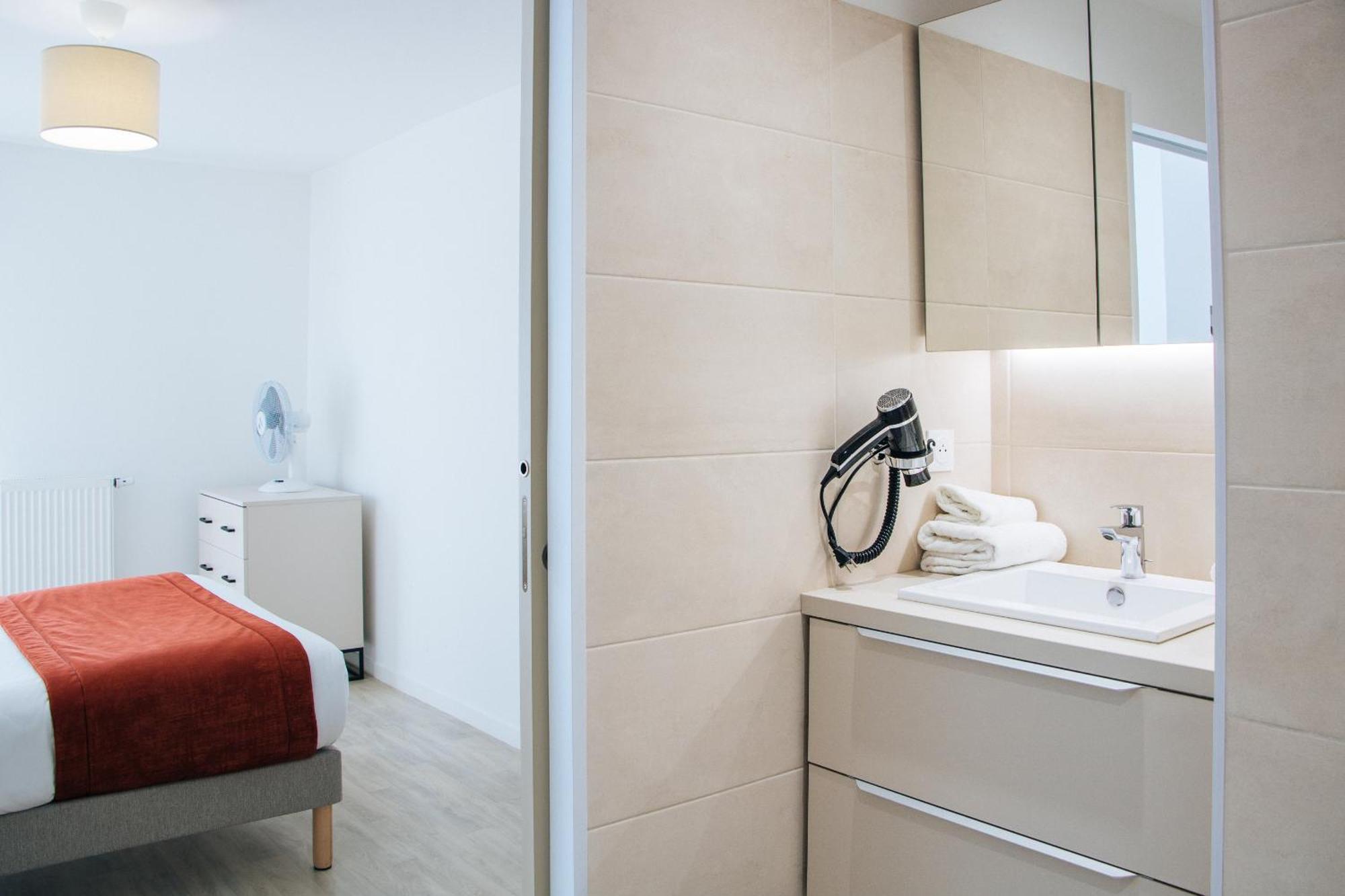 Twenty Business Flats Lille - Bayard Apart otel Dış mekan fotoğraf